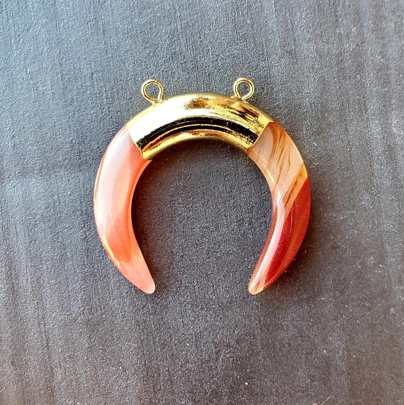 New Crescent Moon Double Horn Red Glass Pendant. - Picture 8 of 10